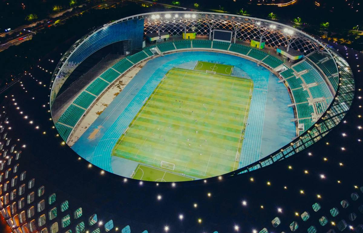 Diagram showing different phases of the Fortnite World Cup format.