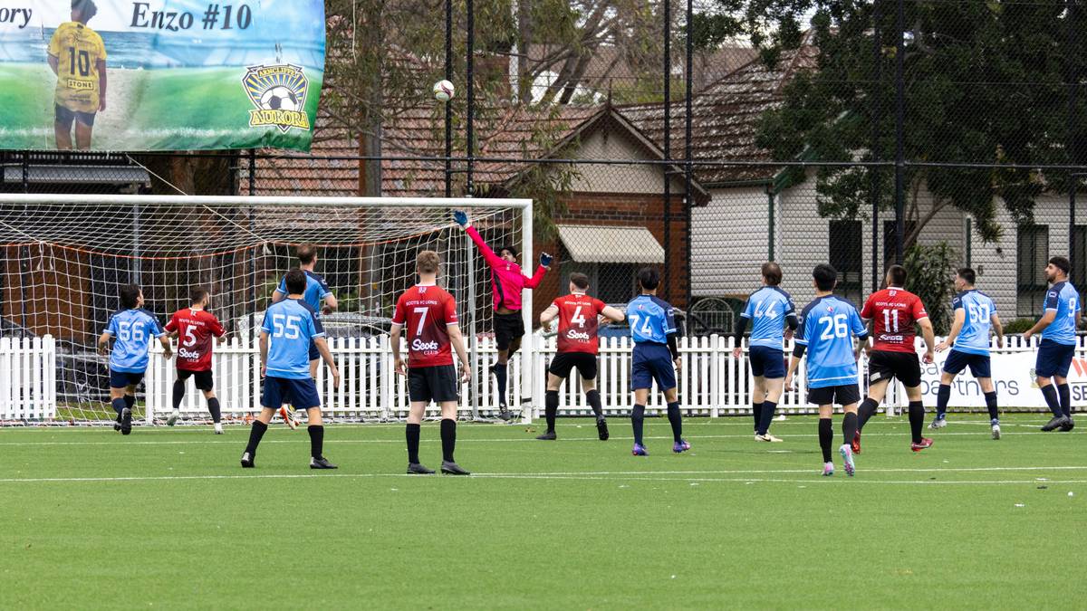 A screenshot of a Fortnite player executing a perfect ambush using walls and ramps